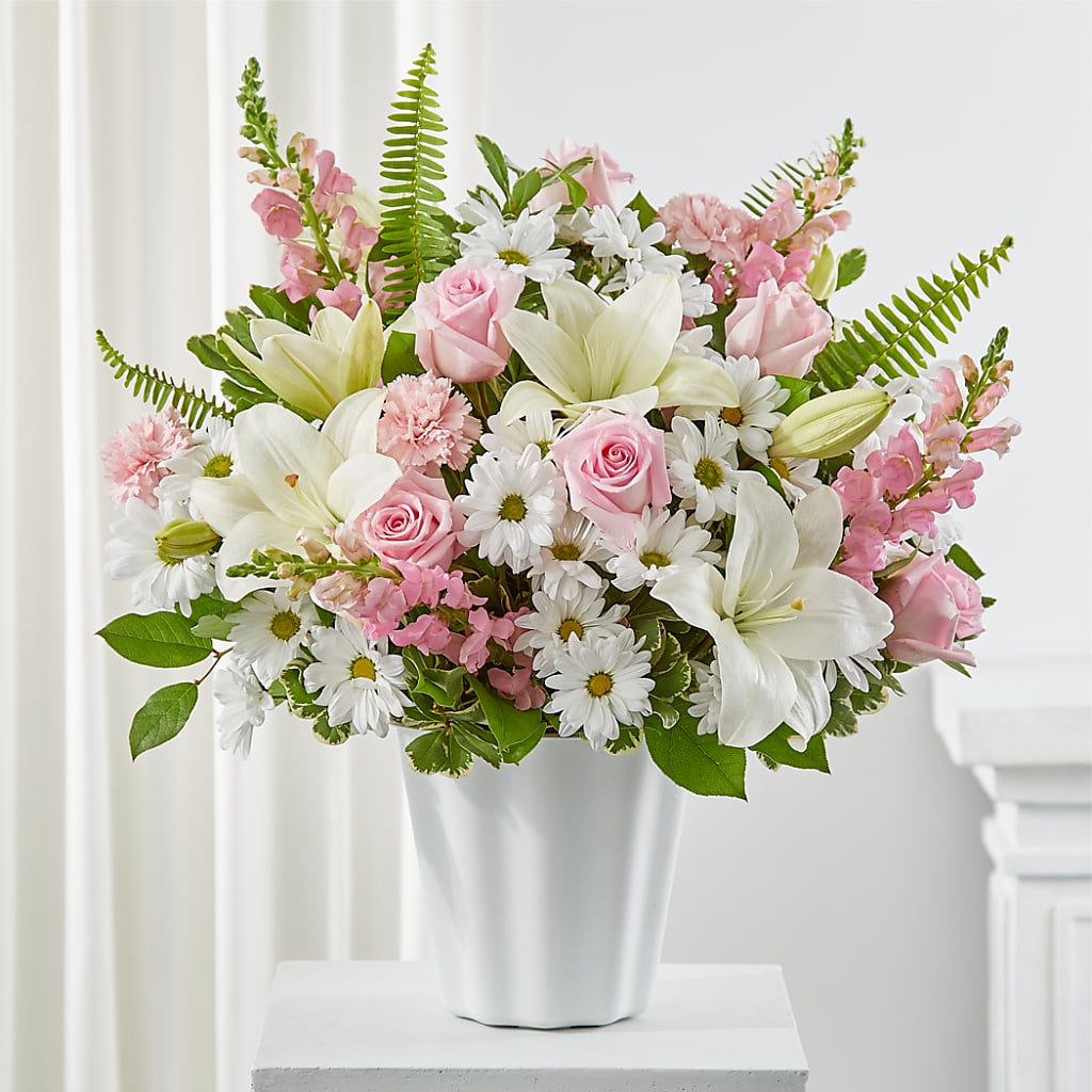 Soft Touch Tabletop Basket – MARYCEL'S FLOWERS, Clifton NJ