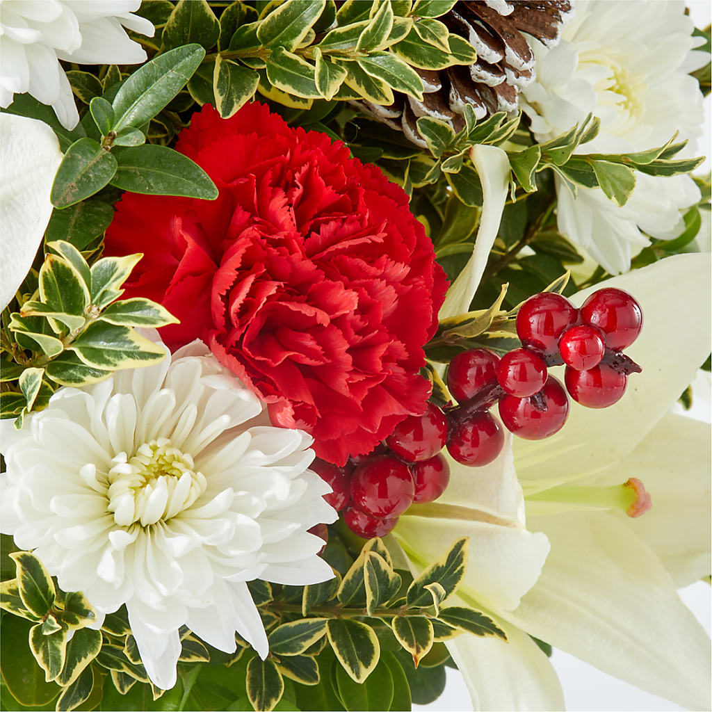 Festive Moments Tree – MARYCEL'S FLOWERS, Clifton NJ