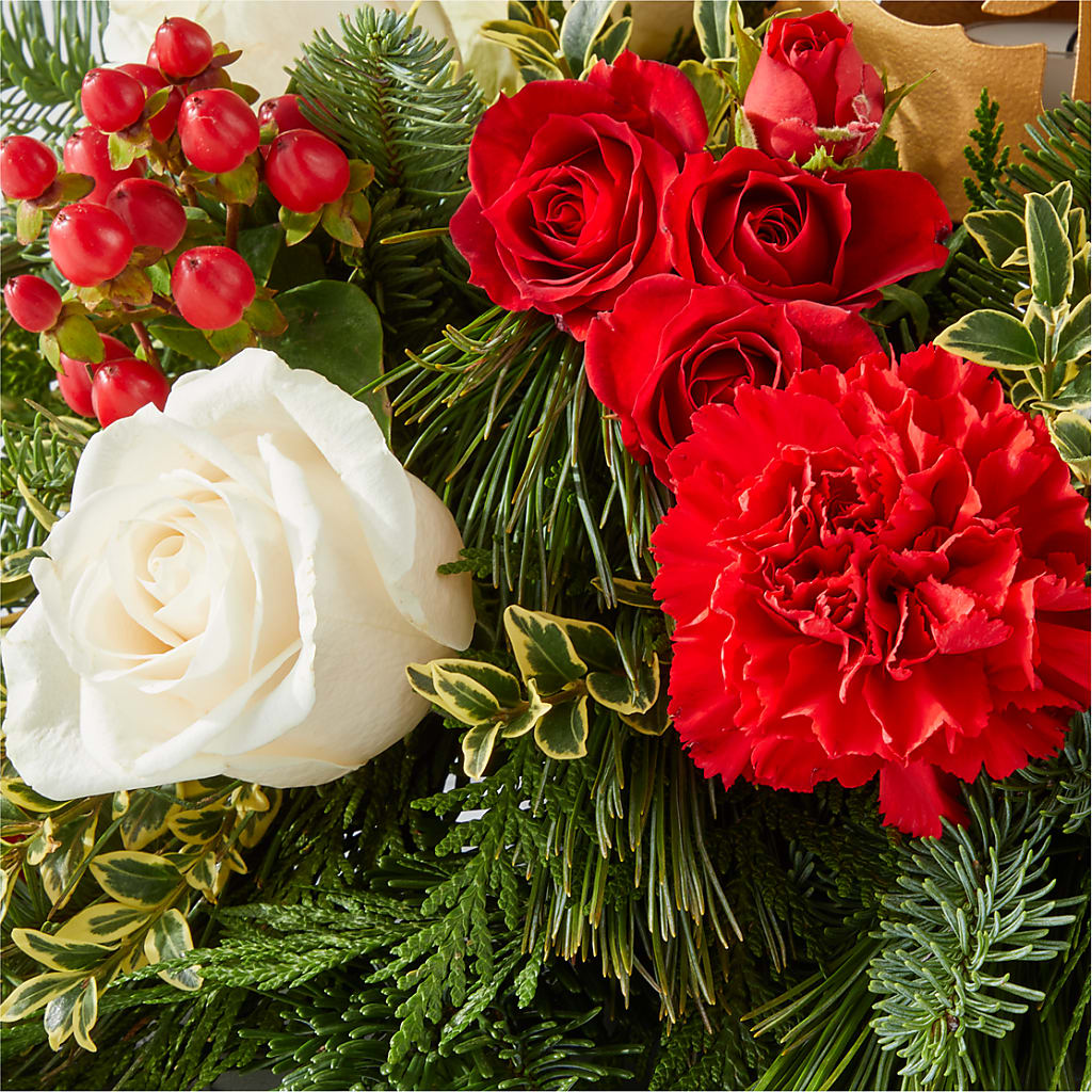 December Dreams Centerpiece – MARYCEL'S FLOWERS, Clifton NJ