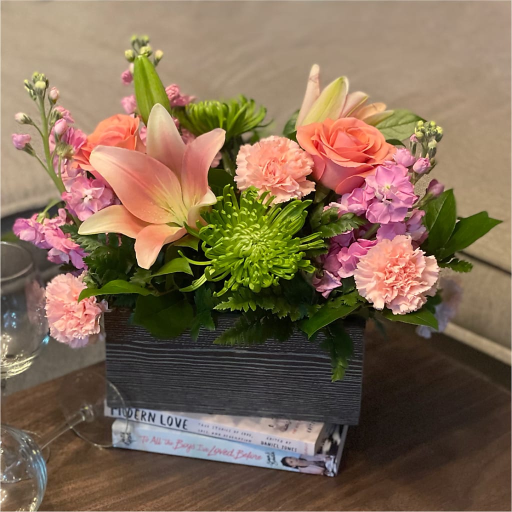 Beautiful Spirit Basket – MARYCEL'S FLOWERS, Clifton NJ