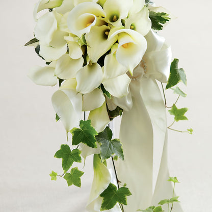 White Chapel Bouquet – MARYCEL'S FLOWERS, Clifton NJ